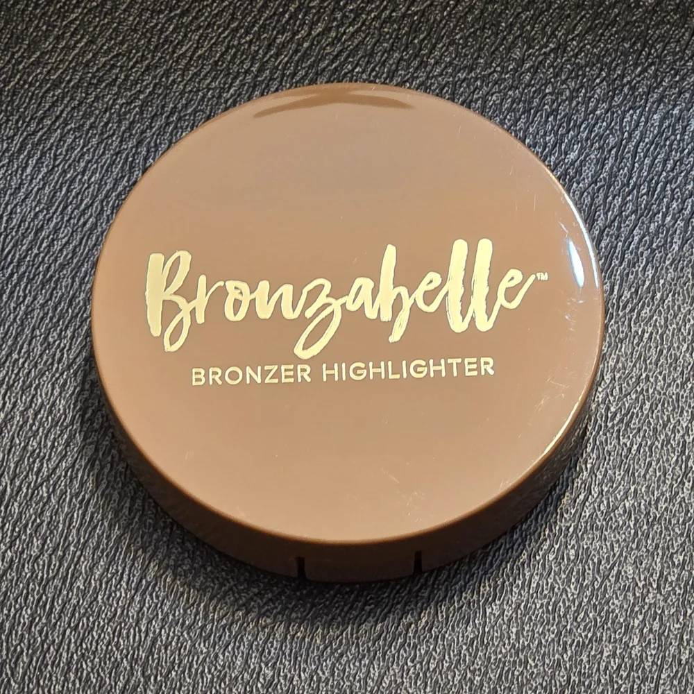 Belle Beauty by Kim Gravel Bronzabelle Bronzer Highlighter In Tuscan Sun